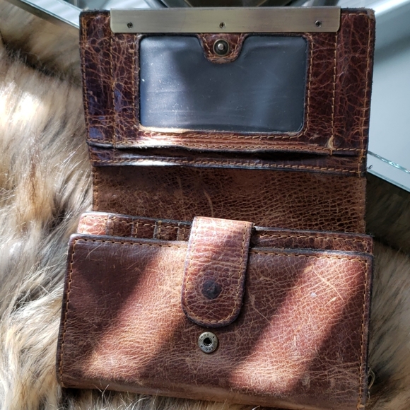 Wallet - Picture 2 of 5